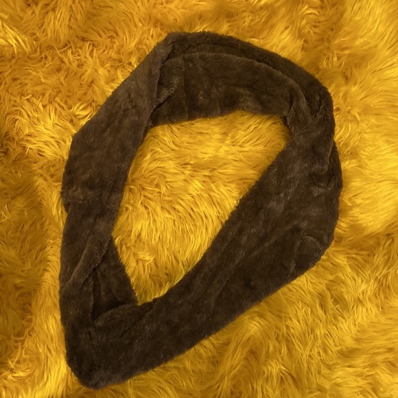 Vintage coffe brown faux fur round  scarf - Picture 7 of 7